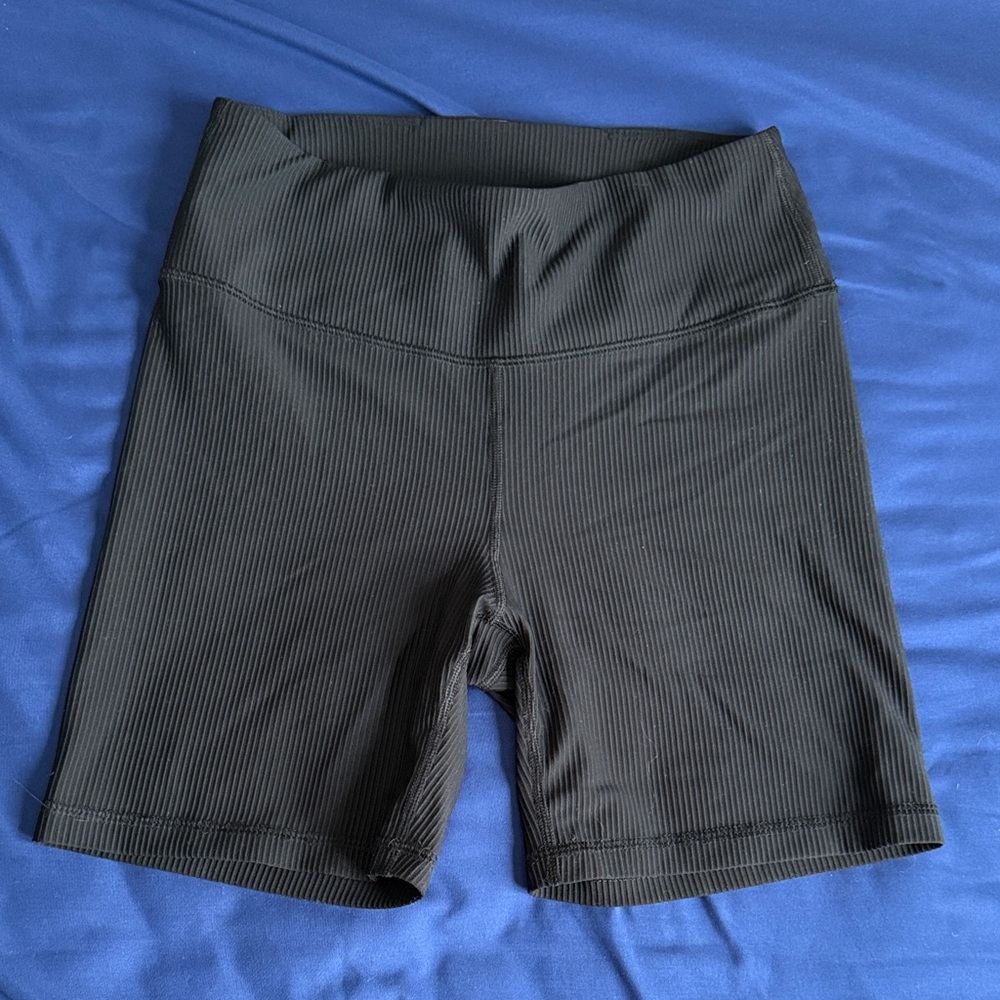 Old Navy Women's Black Ribbed Bike Shorts